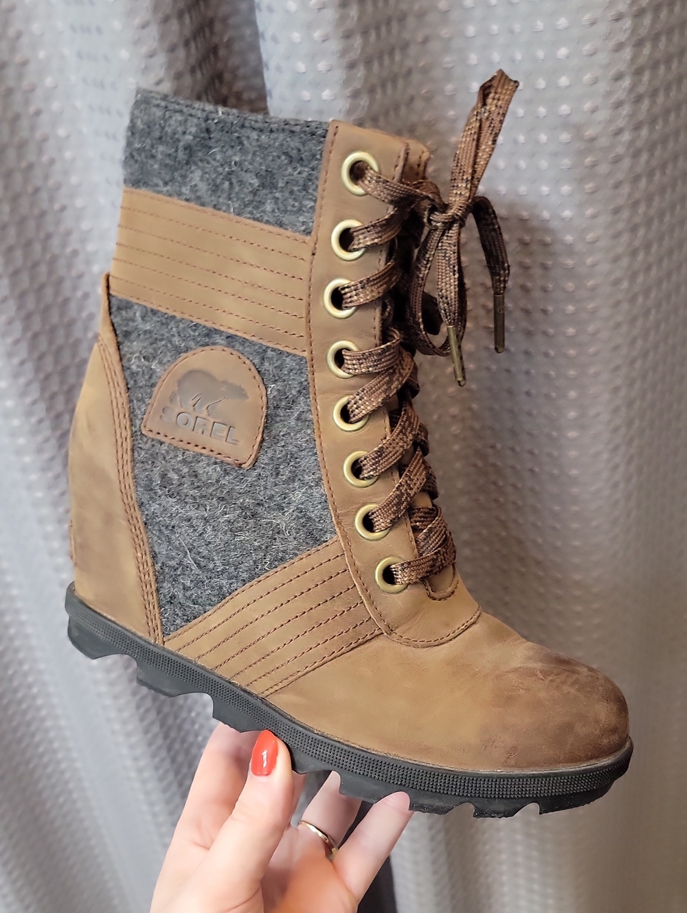 Sorel Lexi Wedge Boot Size 6.5
